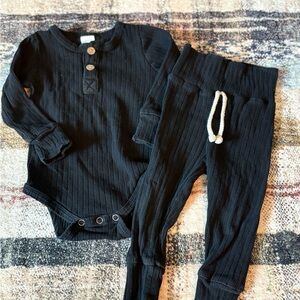 Little One Shop Black Ribbed Set 6-12months